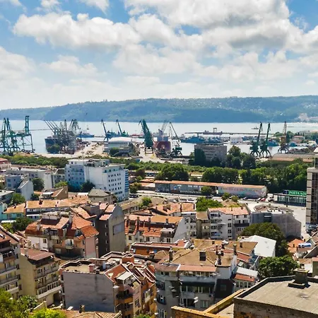 2-bedroom With Sea View Варна