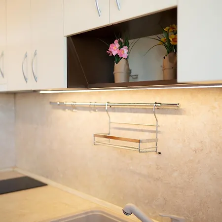 2-bedroom With Sea View Апартамент *