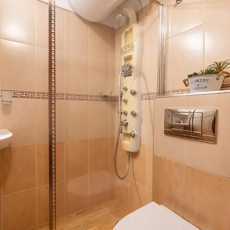 2-bedroom With Sea View Апартамент *